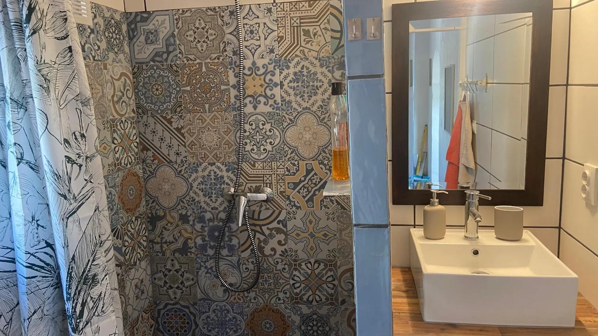 Casa Las Cuevas Malaga