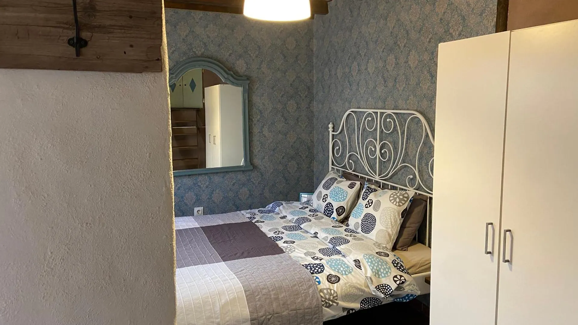 Casa Las Cuevas Malaga